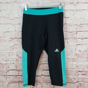 🎁Adidas Athletic Capri Techfit Climalite Small
